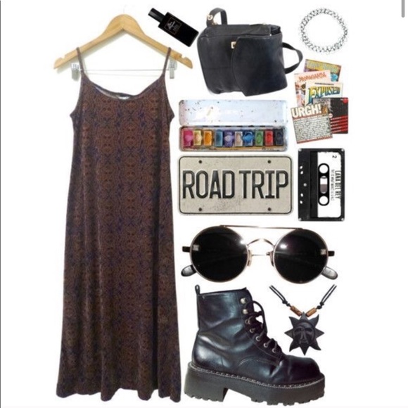 Funky-grunge egirl 7+ piece mystery box - Picture 2 of 4